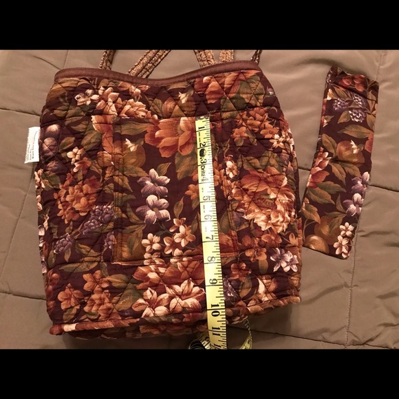 Quilted shoulder bag - Picture 6 of 16